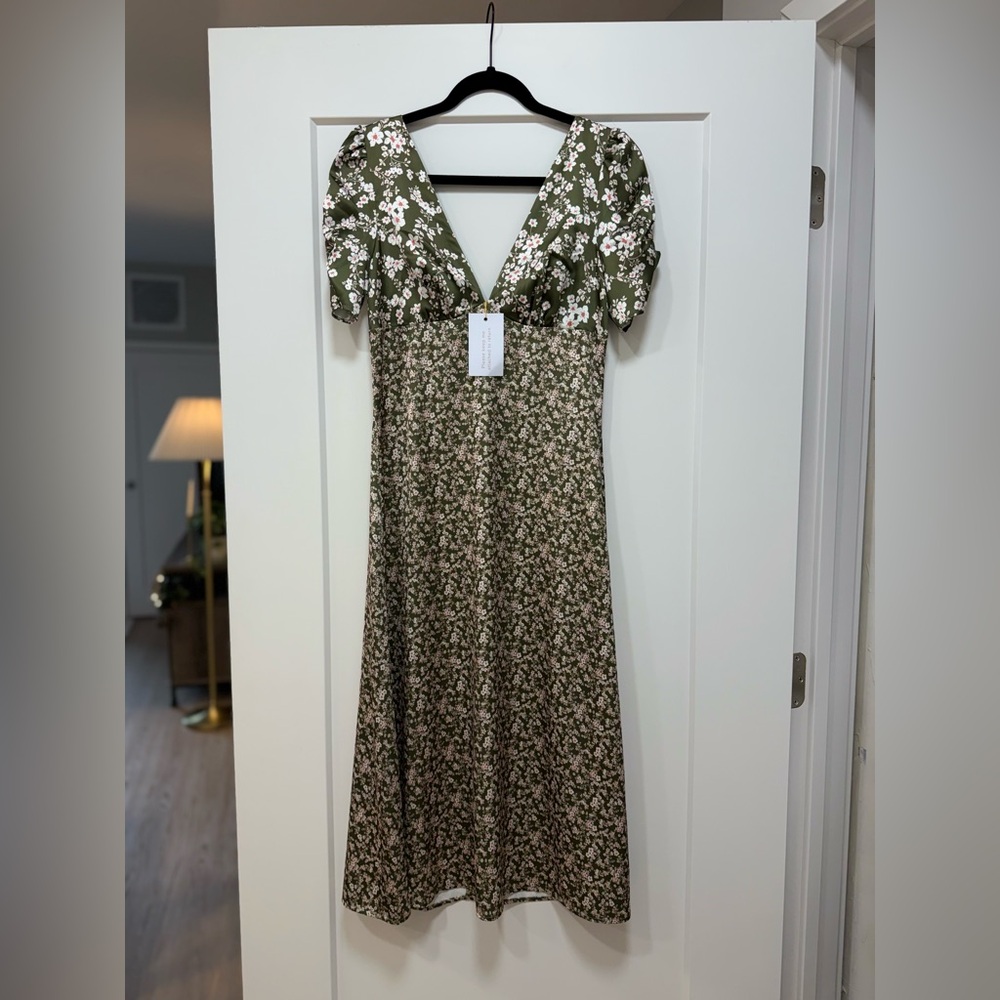 Backyard Roses Kristina Dress NWT - Picture 5 of 14